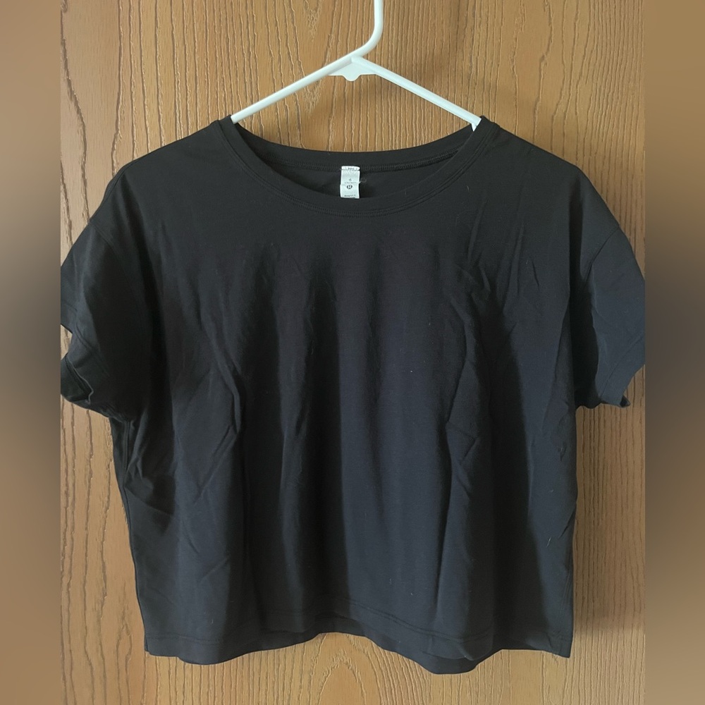 Lululemon Cates Tee
